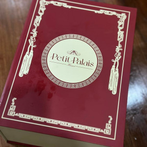 E Lại Mới Thẩm Đc Quả Bánh Cốm Hà Thành Này Của Nhà Petit Palais
